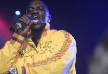 Startin' somethin' solar: Akon looks to light up Africa