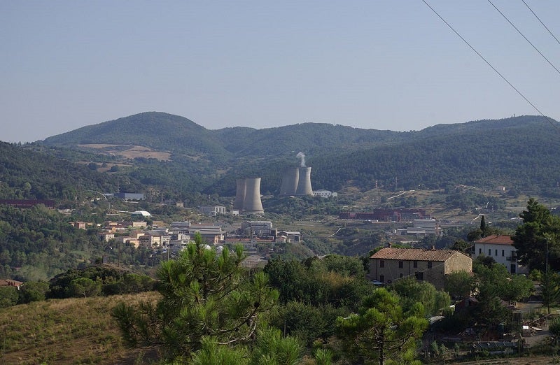 first geothermal power plant