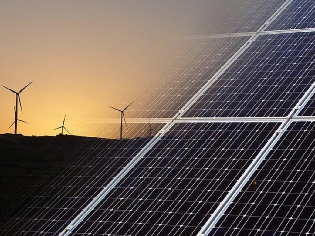 Macquarie renewable investment