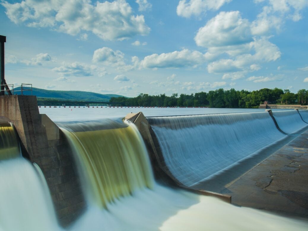 Hydroelectric dam