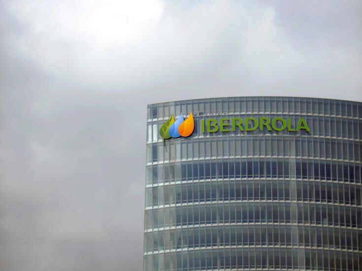 Iberdrola and H2 Green Steel announce 1GW electrolyser
