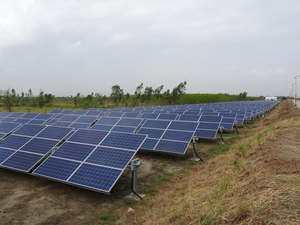 El Grupo Solek firma un acuerdo para construir plantas de energía solar en Chile