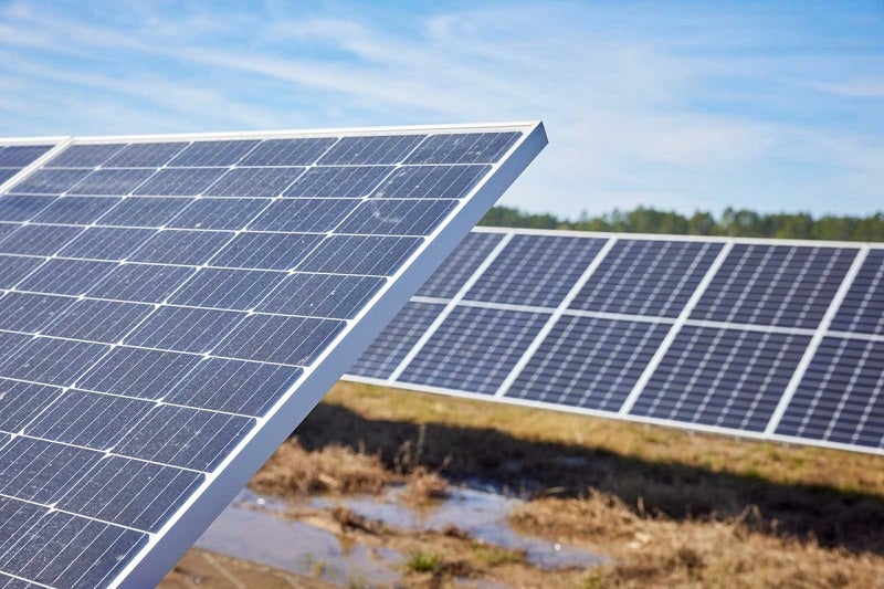 RWE erwirbt den polnischen Solarprojektentwickler Alpha Solar