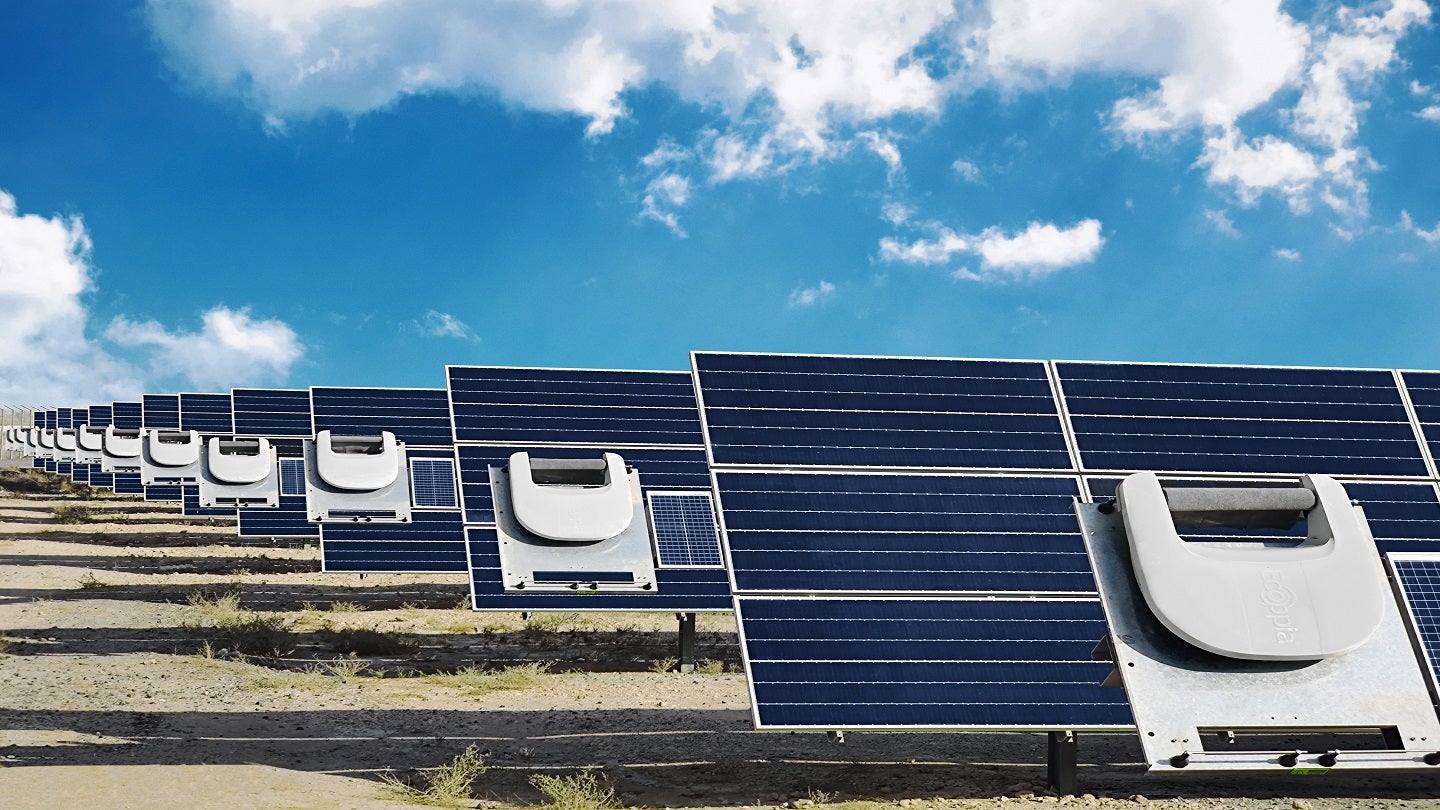 Engie eligió a Ecoppia para limpiar un proyecto solar de 181MWac en Chile