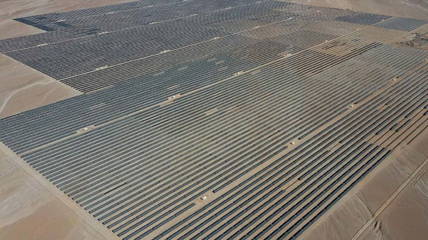 Enel inicia operaciones en la planta solar de 398MW Guanchoi en Chile