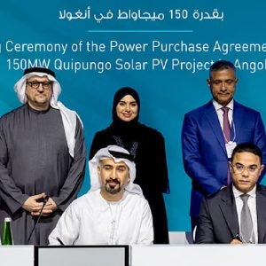 Quipungo Solar PV signing