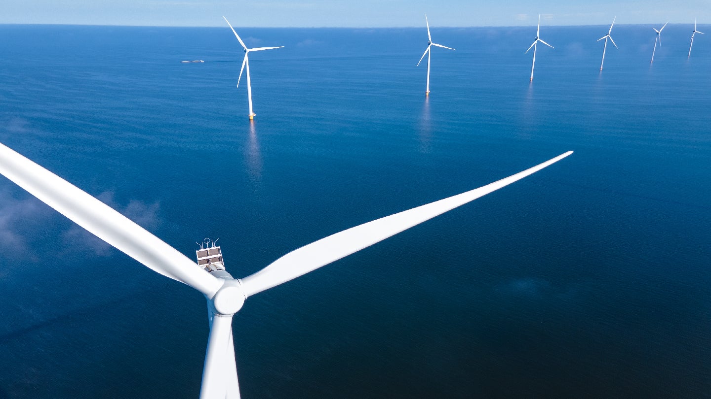 California warns of lawsuit over US offshore wind lease deal - impacto para separacion magnetica en Americas