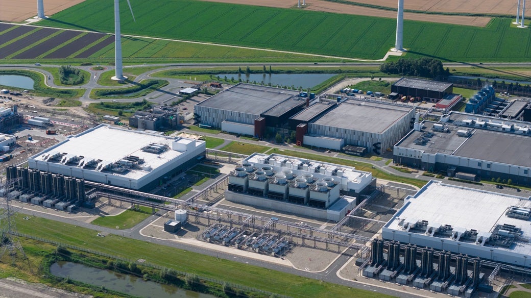 A concentrated bet: why data centre forecasts hang on a few giant projects - Power Technology